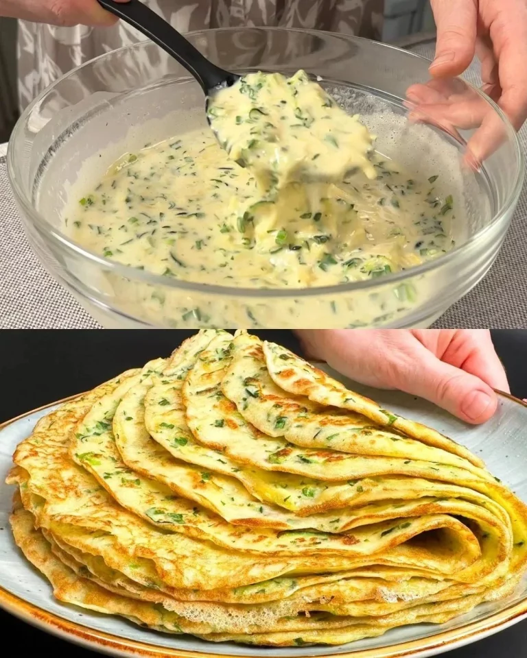 Gratinado de verduras colorido y apetitoso en una fuente de horno