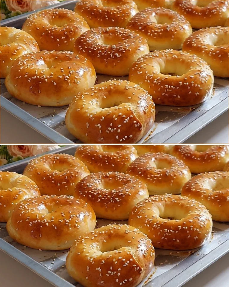 Bagels caseros recién horneados, crujientes y deliciosos.