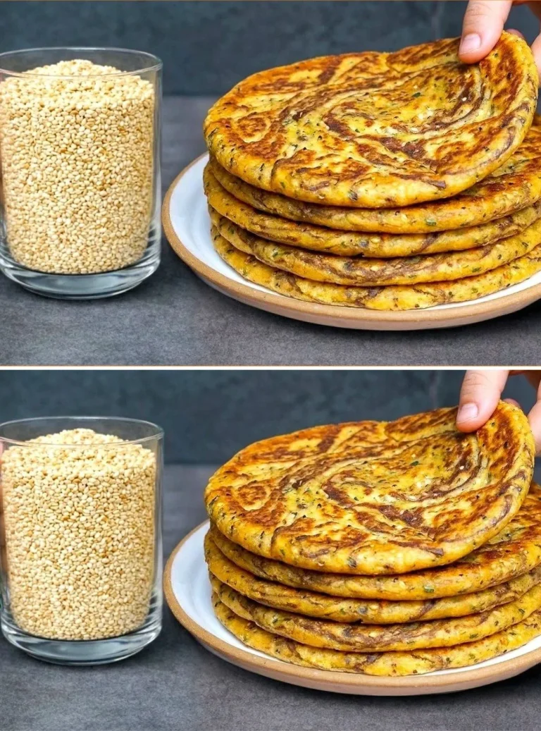 Pan de proteína esponjoso recién horneado con ingredientes saludables.