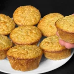 Postre de avena y manzanas, delicioso y nutritivo.