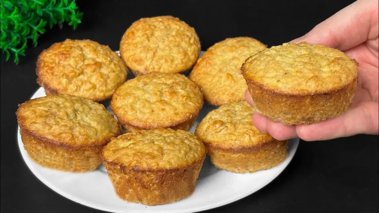 Postre de avena y manzanas, delicioso y nutritivo.