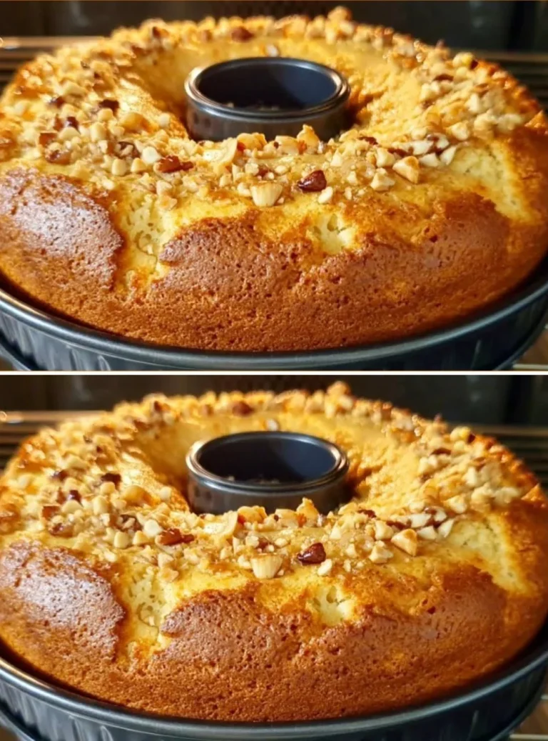 Pastel de naranja esponjoso y delicioso con glaseado brillante